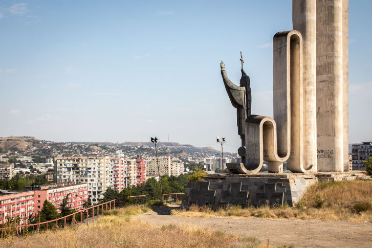 Georgia's Soviet-era monuments featured on CNN geotv.ge